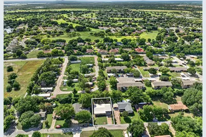 1010 Louise St, Marble Falls, TX 78654 - Photo 33