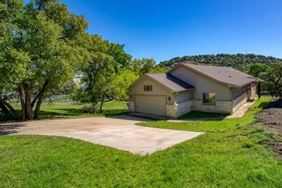 333 Sandy Mountain Drive, Sunrise Beach, TX 78643 - Photo 3
