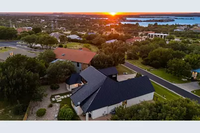 302 Left Ln, Horseshoe Bay, TX 78657 - Photo 41