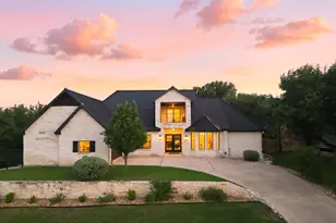 302 Left Ln, Horseshoe Bay, TX 78657 - Photo 1