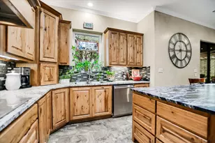 3114A Oak Ridge Dr, Horseshoe Bay, TX 78657 - Photo 11