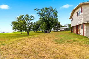 321 Bluebriar Ln, Buchanan Dam, TX 78609 - Photo 5