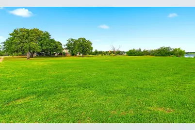 321 Bluebriar Lane, Buchanan Dam, TX 78609 - Photo 11
