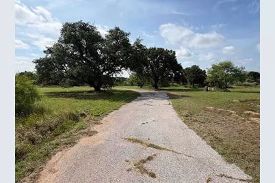 206 Thurman Loop, Llano, TX 78643 - Photo 5