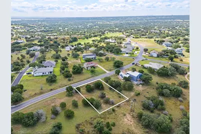 507 Broken Hills, Horseshoe Bay, TX 78657 - Photo 3