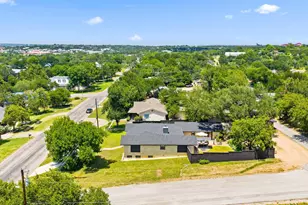 501 Avenue E, Marble Falls, TX 78654 - Photo 33