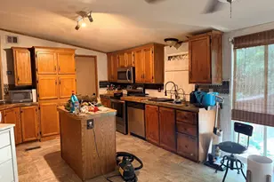 100 Creedmore, Liberty Hill, TX 78642 - Photo 7