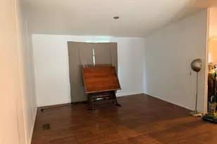 100 Creedmore, Liberty Hill, TX 78642 - Photo 3