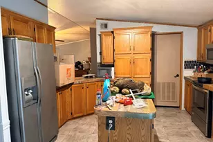 100 Creedmore, Liberty Hill, TX 78642 - Photo 5