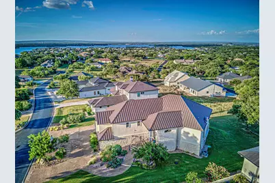 207 Florentine, Horseshoe Bay, TX 78657 - Photo 5