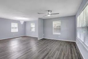 1708 Woodcrest Dr, Granite Shoals, TX 78654 - Photo 5