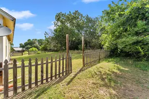 351 Co Rd 326, Bertram, TX 78605 - Photo 29
