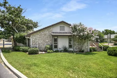 104 S Big Spur #13, Horseshoe Bay, TX 78657 - Photo 1