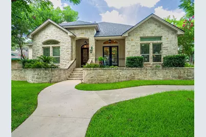 332 San Saba Street, Meadowlakes, TX 78654 - Photo 3