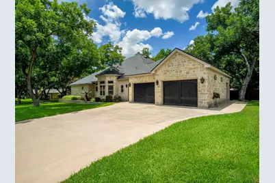332 San Saba Street, Meadowlakes, TX 78654 - Photo 7