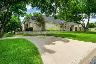 332 San Saba St, Meadowlakes, TX 78654 - Photo 5