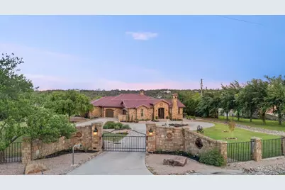 481 Chimney Cove Drive, Marble Falls, TX 78654 - Photo 33