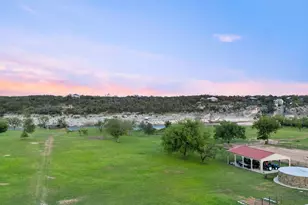 481 Chimney Cove Dr, Marble Falls, TX 78654 - Photo 39