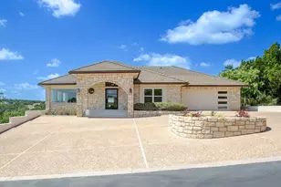 715 Fawn, Horseshoe Bay, TX 78657 - Photo 3