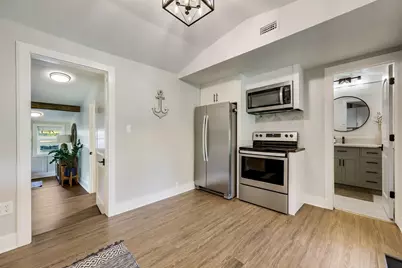 23614 Midway Dr, Marble Falls, TX 78654 - Photo 9