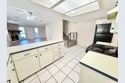 601 Freerein, Horseshoe Bay, TX 78657 - Photo 9