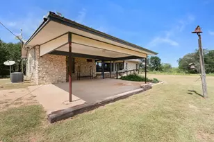 12347 Co Rd 200, Bertram, TX 78605 - Photo 17