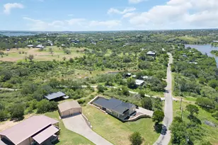 908 Sandy Mountain Dr, Sunrise Beach, TX 78643 - Photo 37