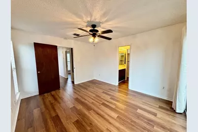 800-D Grassy Knoll, Horseshoe Bay, TX 78657 - Photo 5