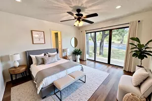 800-D Grassy Knoll, Horseshoe Bay, TX 78657 - Photo 3