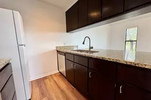 800-D Grassy Knoll, Horseshoe Bay, TX 78657 - Photo 19