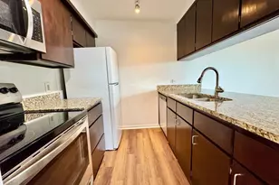 800-D Grassy Knoll, Horseshoe Bay, TX 78657 - Photo 17