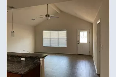 117 N Pass, Kingsland, TX 78639 - Photo 3