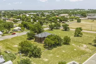 300 W Tarrant St St, Llano, TX 78643 - Photo 35