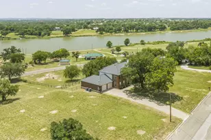 300 W Tarrant St St, Llano, TX 78643 - Photo 29