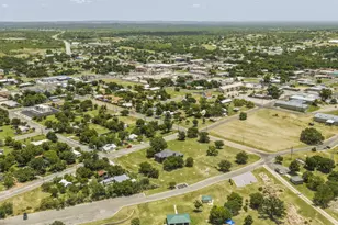 300 W Tarrant St St, Llano, TX 78643 - Photo 37