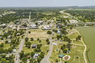 300 W Tarrant St St, Llano, TX 78643 - Photo 33