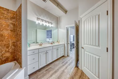 101 West Bank #64, Horseshoe Bay, TX 78657 - Photo 31