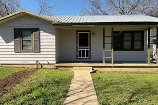 1007 Flag St, Llano, TX 78643 - Photo 1