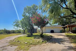 124 Co Rd 118, Llano, TX 78643 - Photo 17