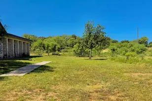 124 Co Rd 118, Llano, TX 78643 - Photo 19