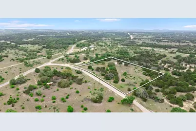 107 Estates Dr, Kempner, TX 76539 - Photo 1