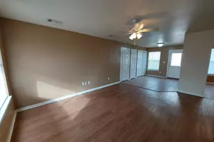 217 S Ave South, Marble Falls, TX 78654 - Photo 3