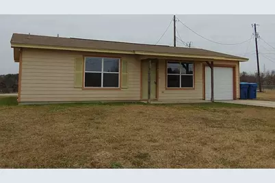 217 South Avenue S, Marble Falls, TX 78654 - Photo 1
