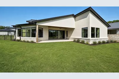 102 Menard Ct, Horseshoe Bay, TX 78657 - Photo 11