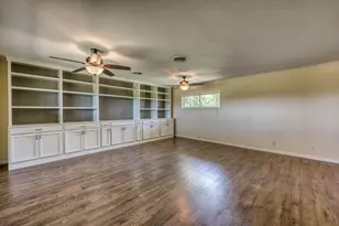 506 E Wallace St, Llano, TX 78643 - Photo 7