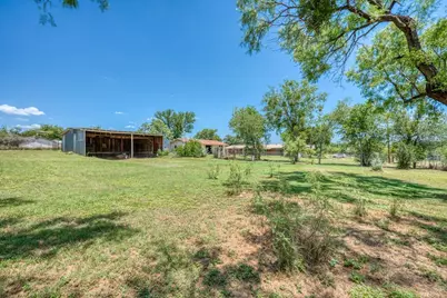 506 E Wallace Street, Llano, TX 78643 - Photo 33