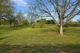 210 Skyline Dr, Kingsland, TX 78639 - Photo 13