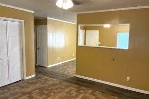 401 Ave J, Marble Falls, TX 78654 - Photo 13