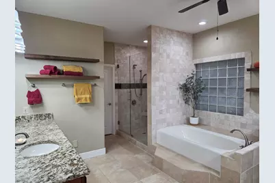 508 S Hi Circle, Horseshoe Bay, TX 78657 - Photo 19