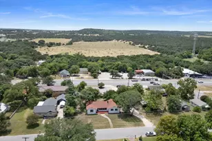 900 N Main, Burnet, TX 78611 - Photo 3